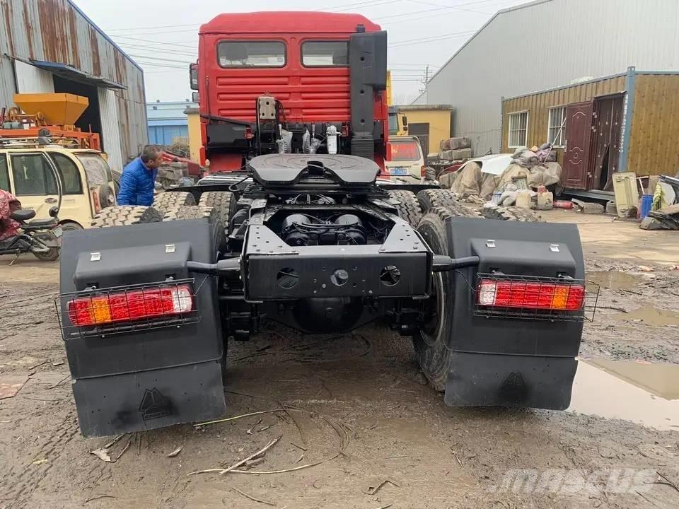Shacman F3000 6X4 Vlačilci