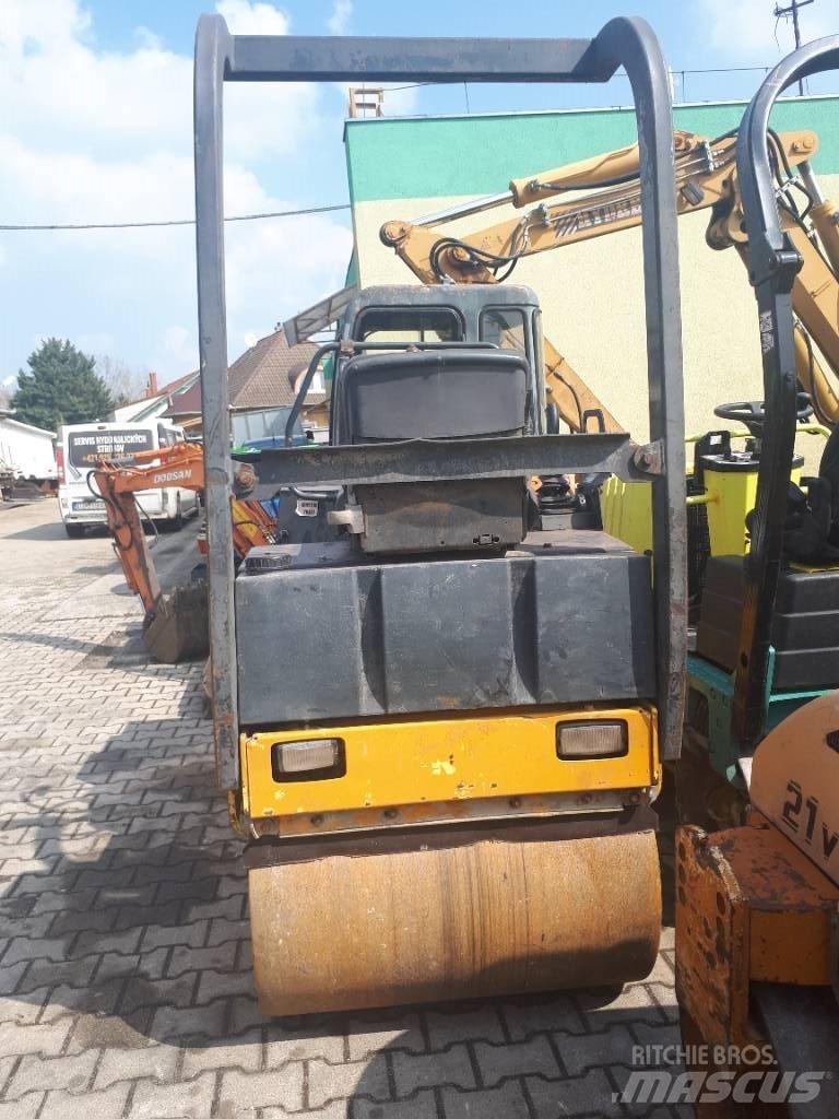 Bomag BW 100 AD-3 Dvojni valjarji