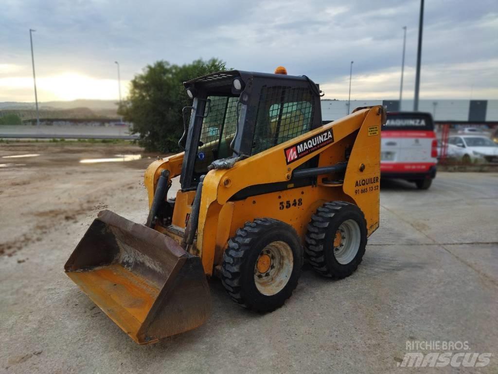 Mustang 1650 R Skid steer mini nakladalci
