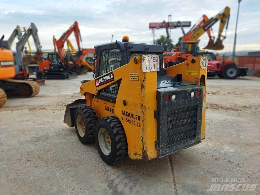 Mustang 1650 R Skid steer mini nakladalci