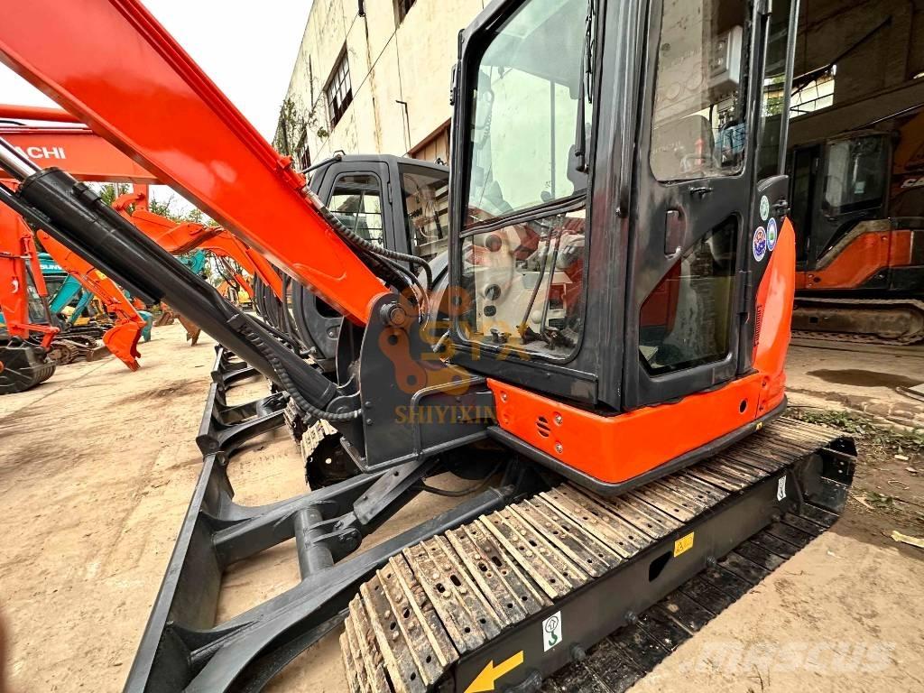 Hitachi ZX 68USR-5A Mini bagri <7t