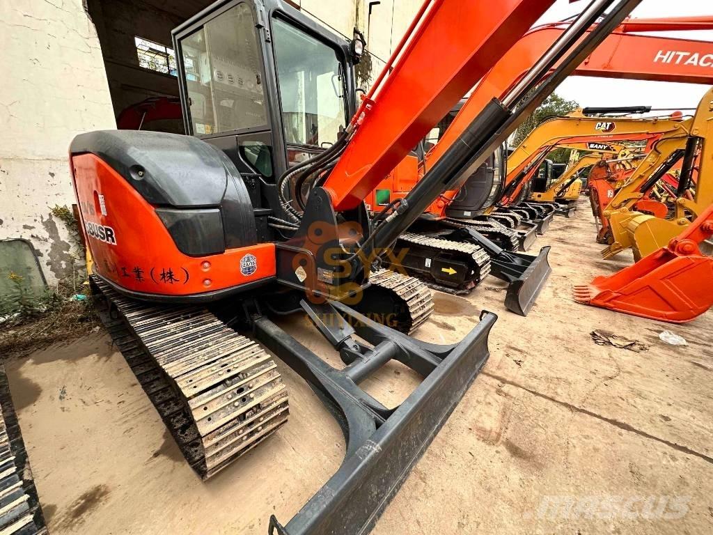 Hitachi ZX 68USR-5A Mini bagri <7t