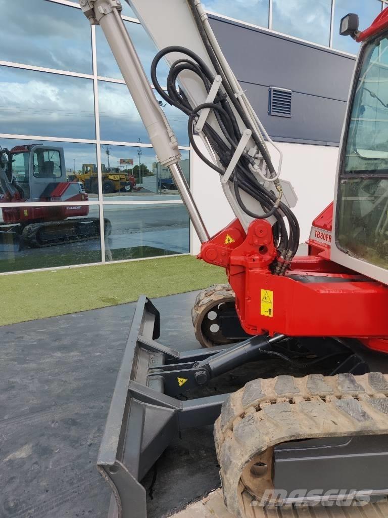 Takeuchi TB 80 FR Midi bagri 7t – 12t