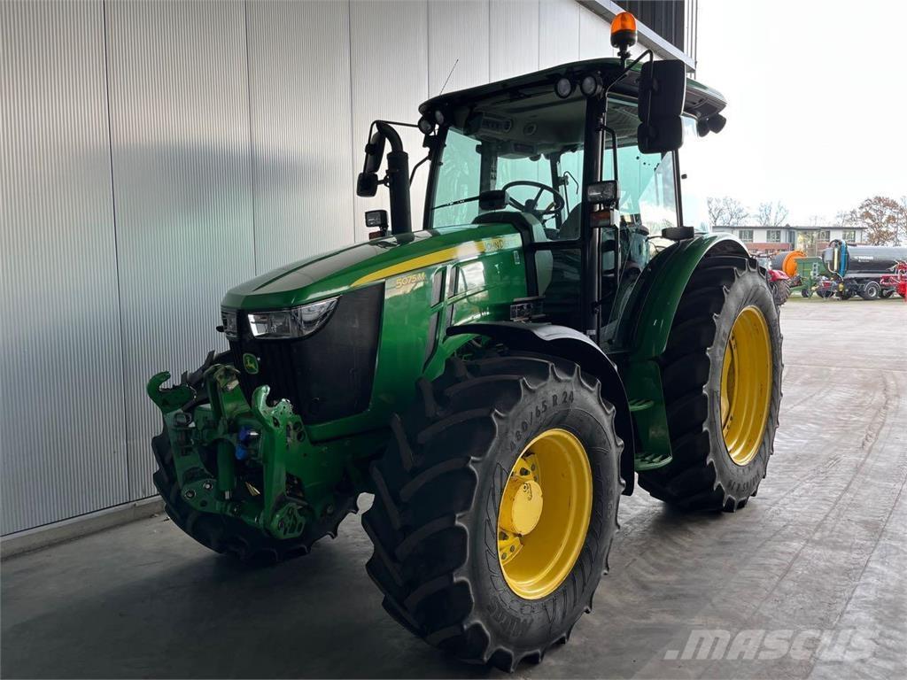 John Deere 5075 M Traktorji