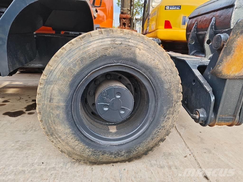 Hyundai R210W-9 Bagri na kolesih