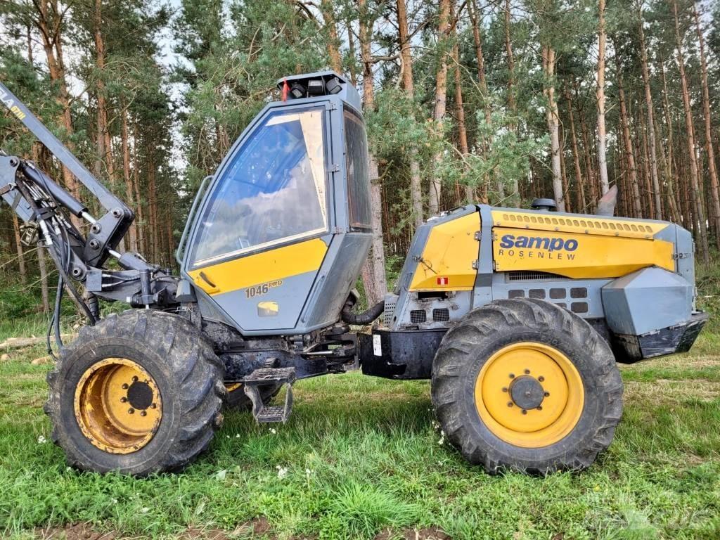 Sampo-Rosenlew 1046 Harvesterji
