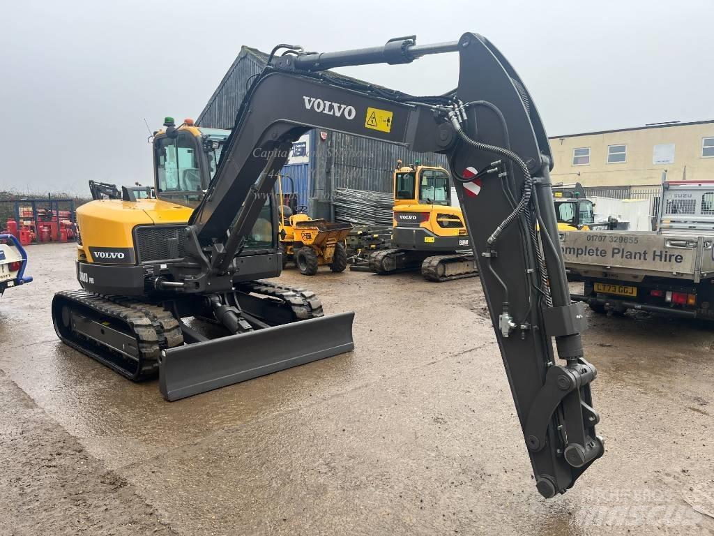 Volvo ECR 88 D PRO Midi bagri 7t – 12t