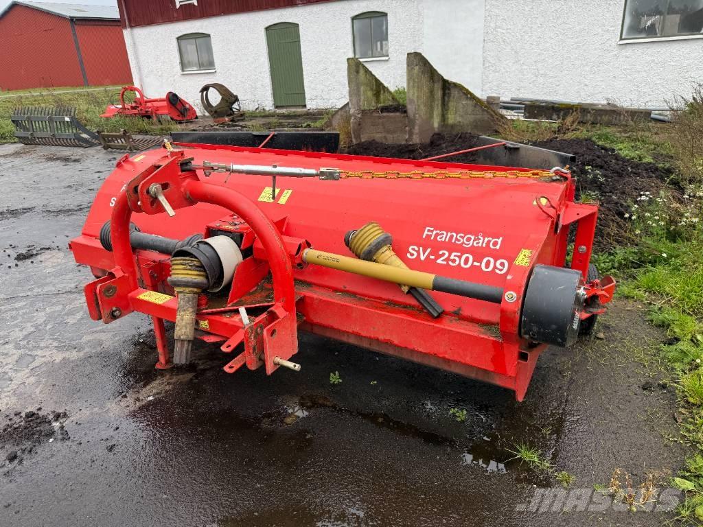 Fransgård SV 250-09 Obračalniki in zgrabljalniki