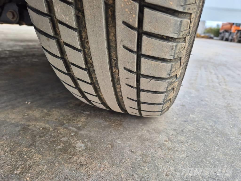 Ford Courier Zabojni kombi