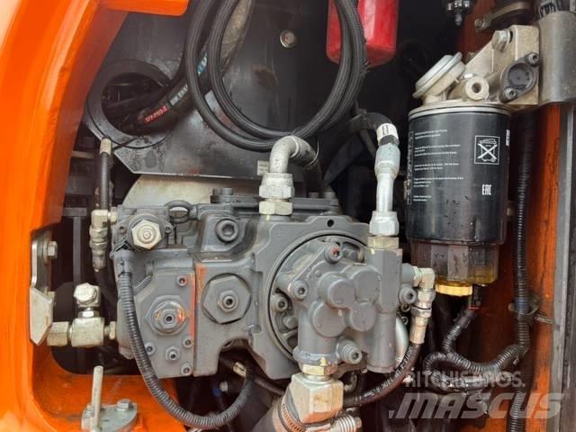 Doosan DX 140 LCR-5 Bagri goseničarji