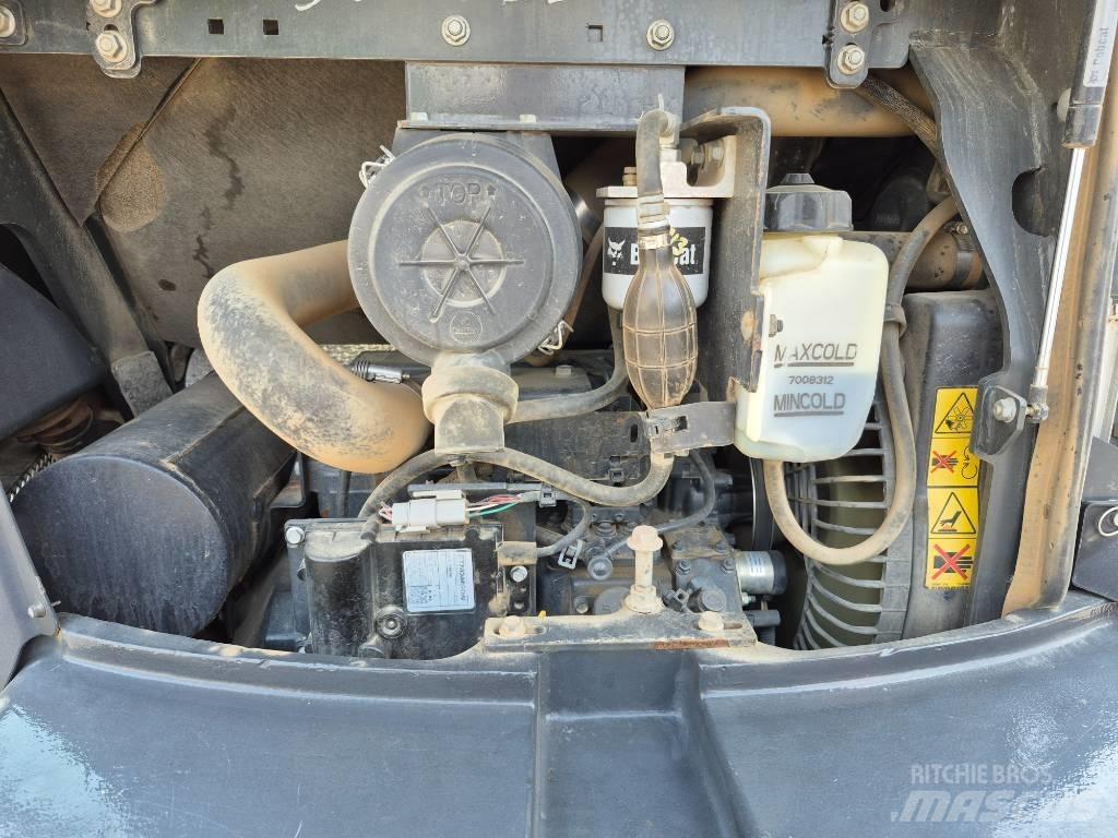 Bobcat E 32i Mini bagri <7t