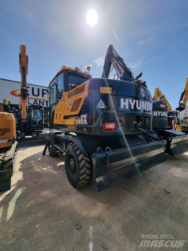 Hyundai HW140A Bagri na kolesih