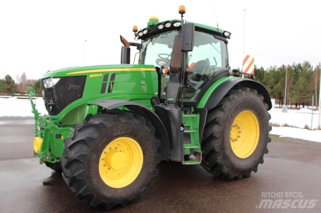 John Deere 6250 R Traktorji