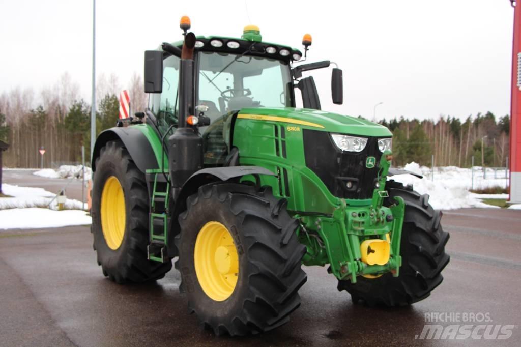John Deere 6250 R Traktorji