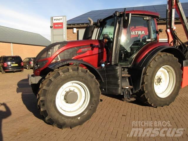 Valtra T174 VERSU Traktorji
