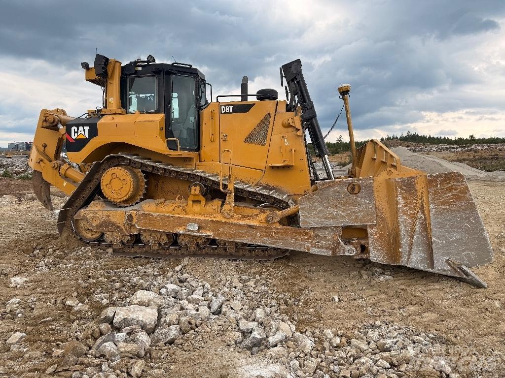 CAT D 8 T Buldožerji goseničarji