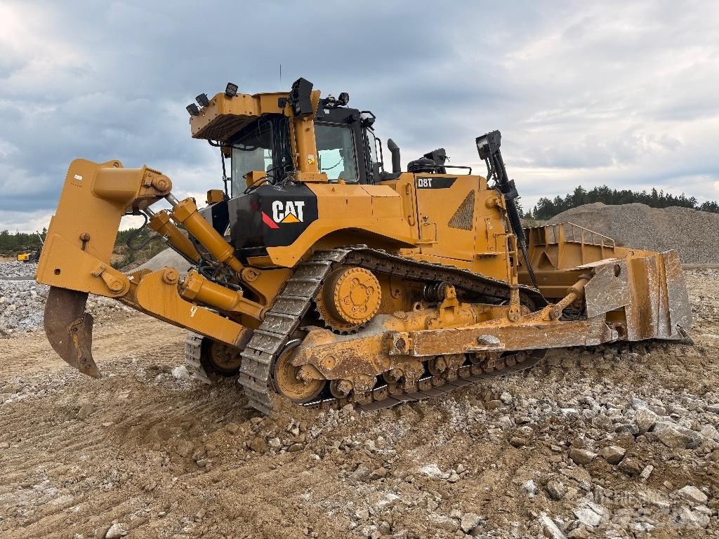 CAT D 8 T Buldožerji goseničarji