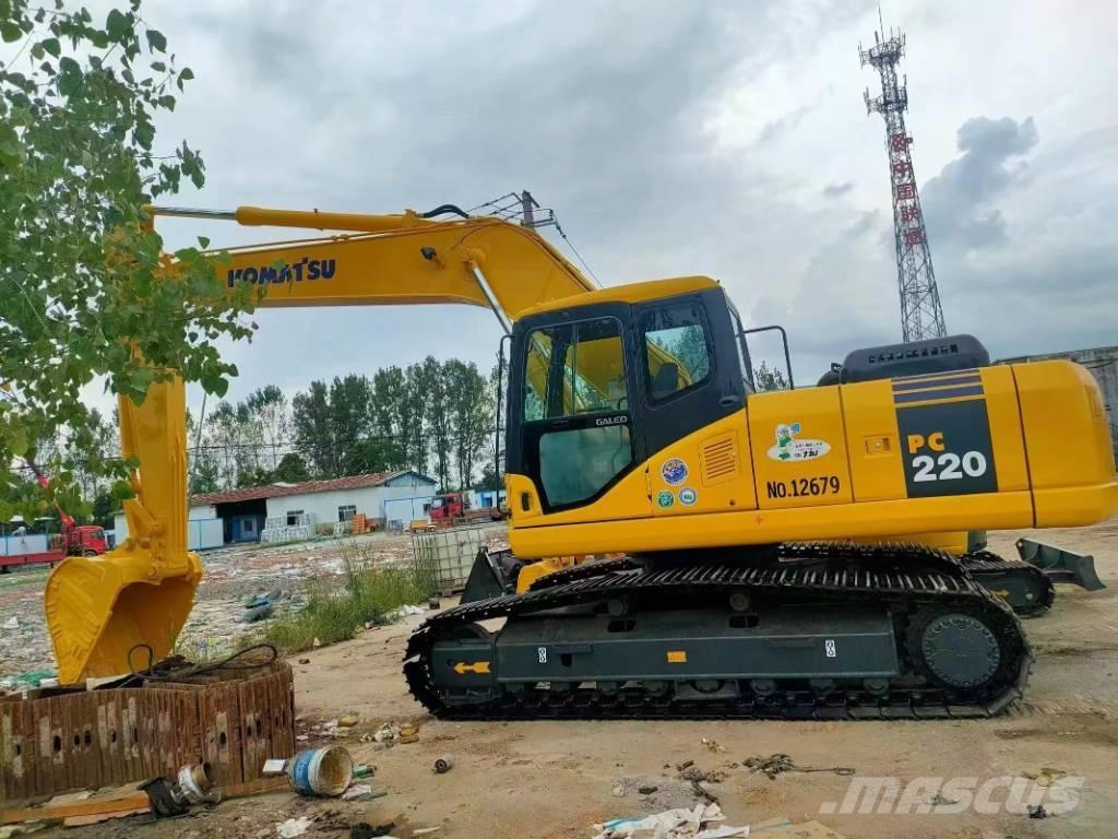 Komatsu PC 220 Bagri goseničarji