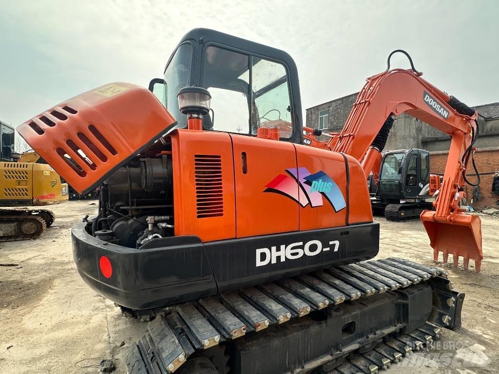 Doosan DH 60 Mini bagri <7t
