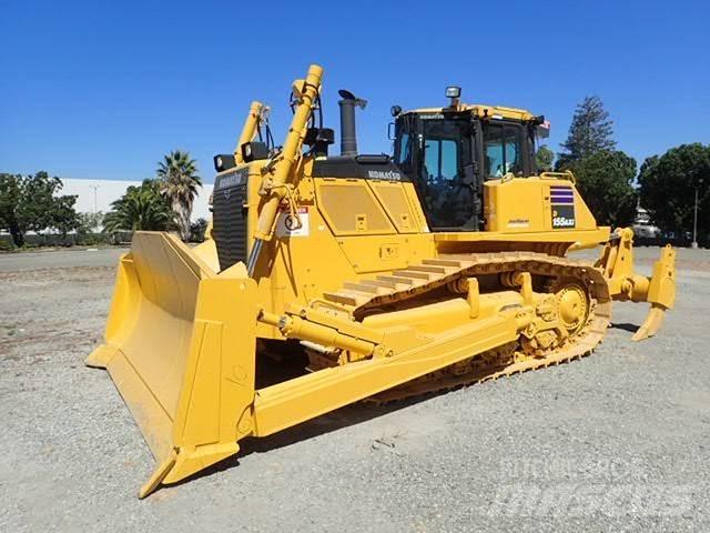 Komatsu D155AXi-8 Buldožerji goseničarji
