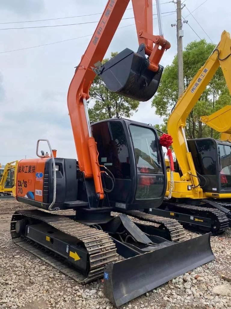 Hitachi zaxis70 Bagri goseničarji