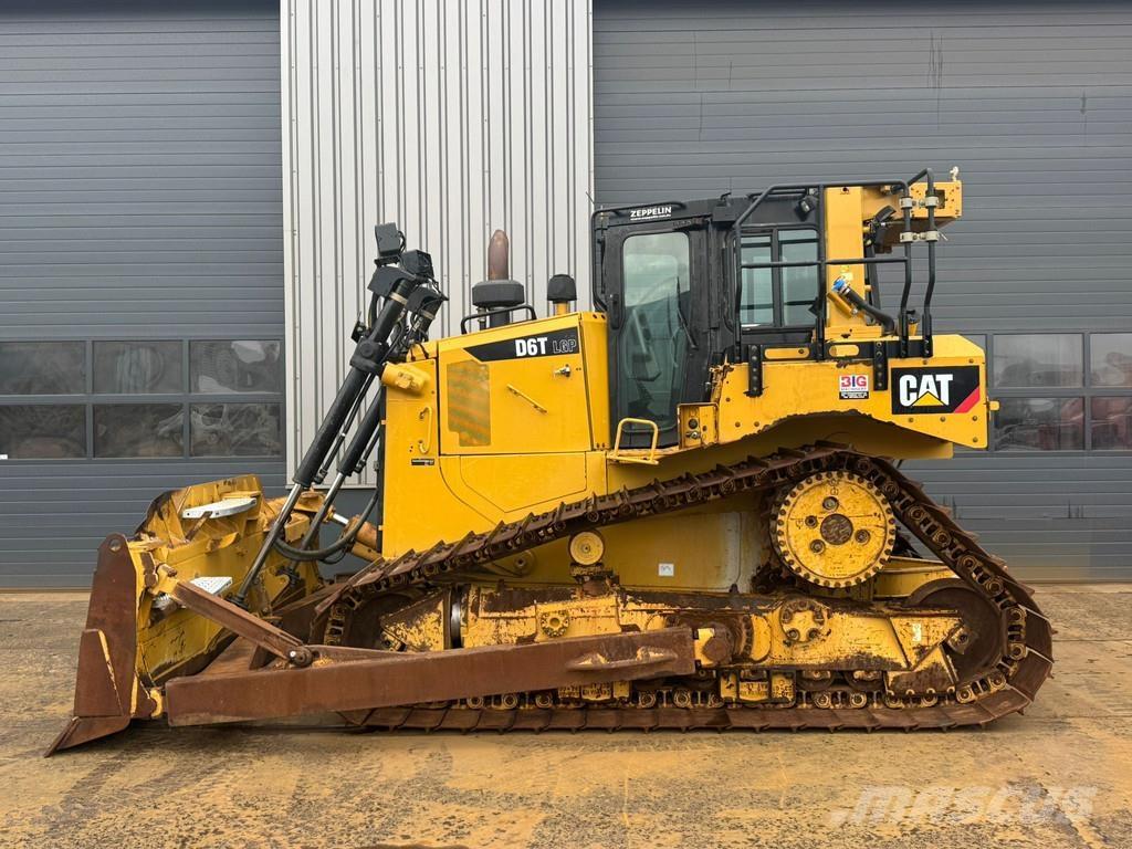 CAT D6T LGP Buldožerji goseničarji