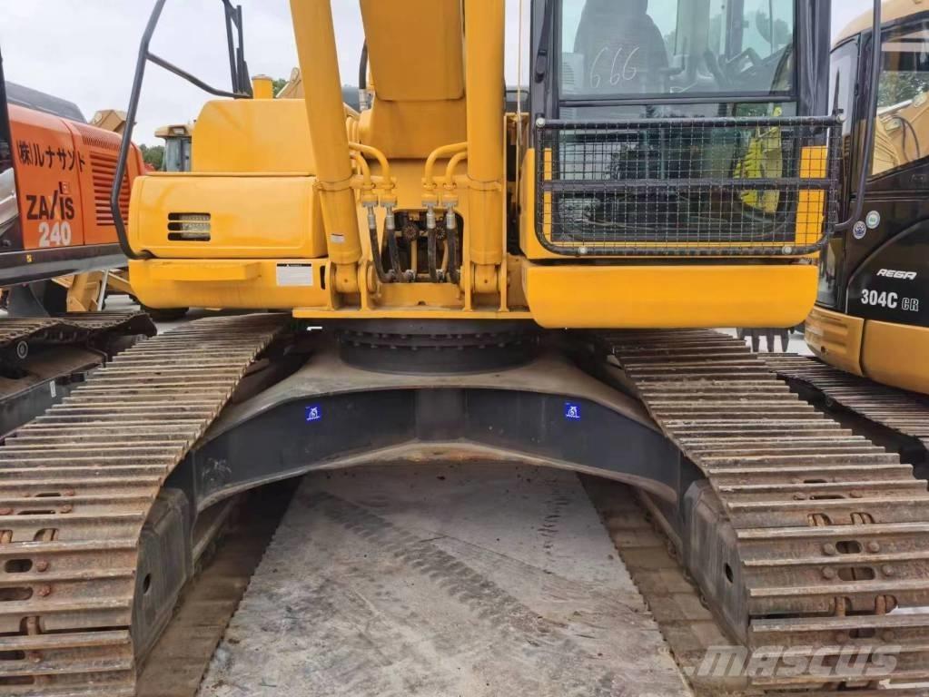 Komatsu PC 200-8 Bagri goseničarji