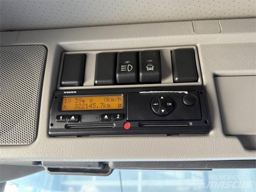 Volvo FM370 6X2 Tovornjaki z žerjavom