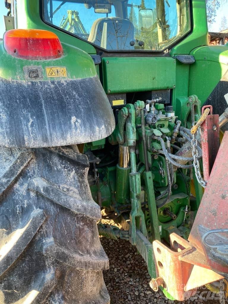 John Deere 6620 Traktorji