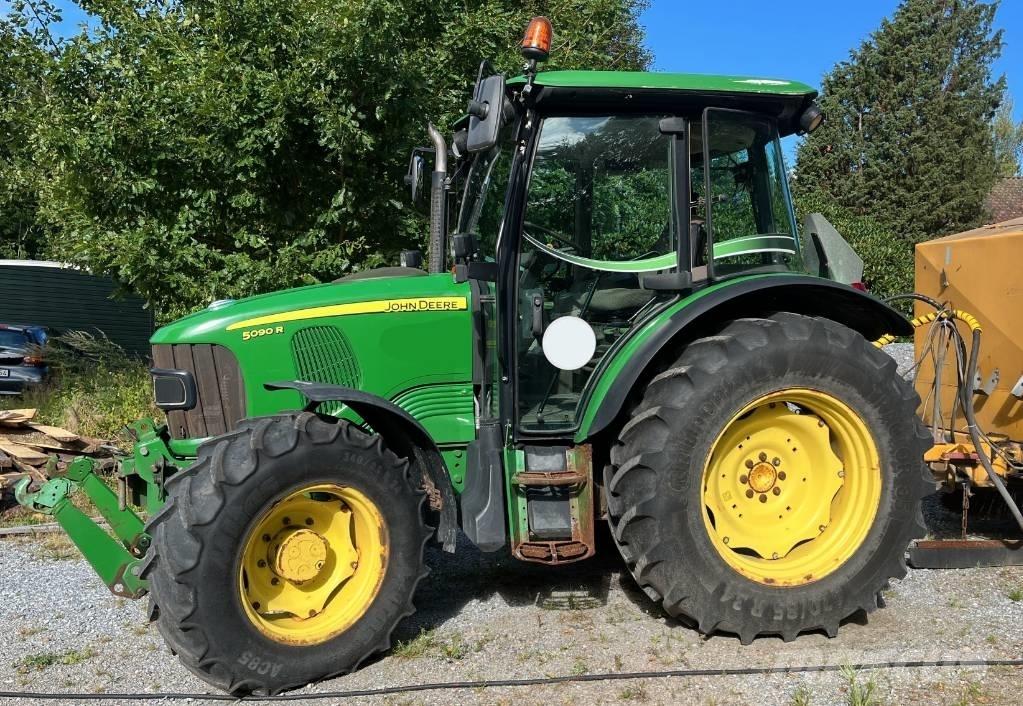 John Deere 5090 R Traktorji