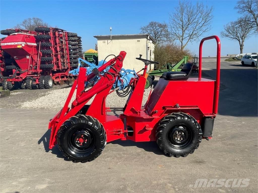 Weidemann 1302 Mini nakladalci
