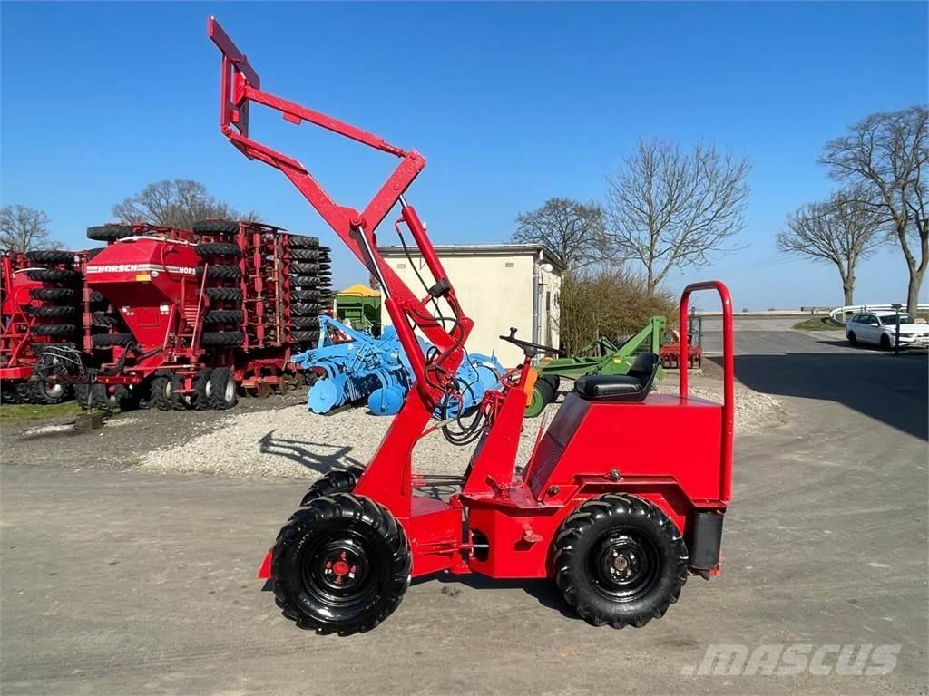 Weidemann 1302 Mini nakladalci