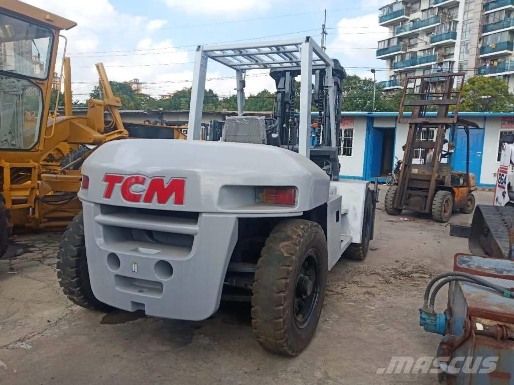 TCM FD 100 Dizelski viličarji