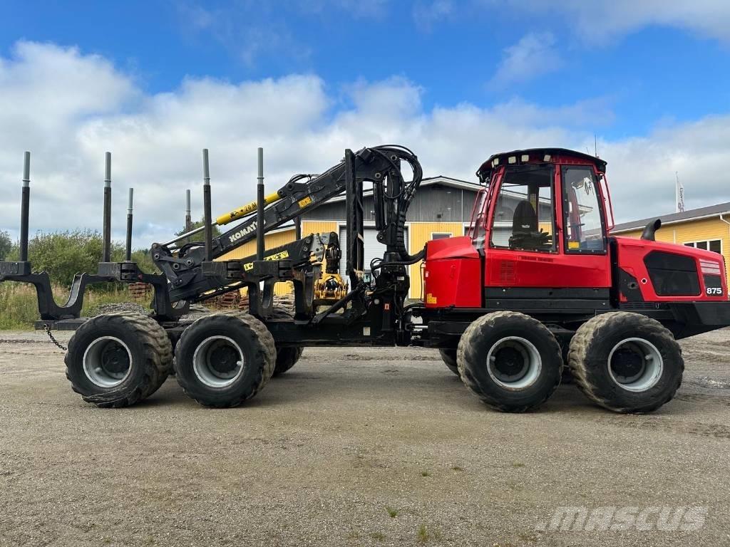 Komatsu 875 Forwarderji