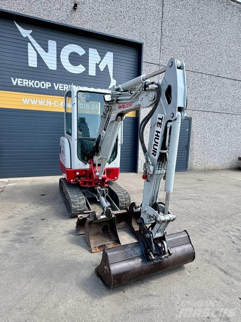 Takeuchi TB 225 Mini bagri <7t