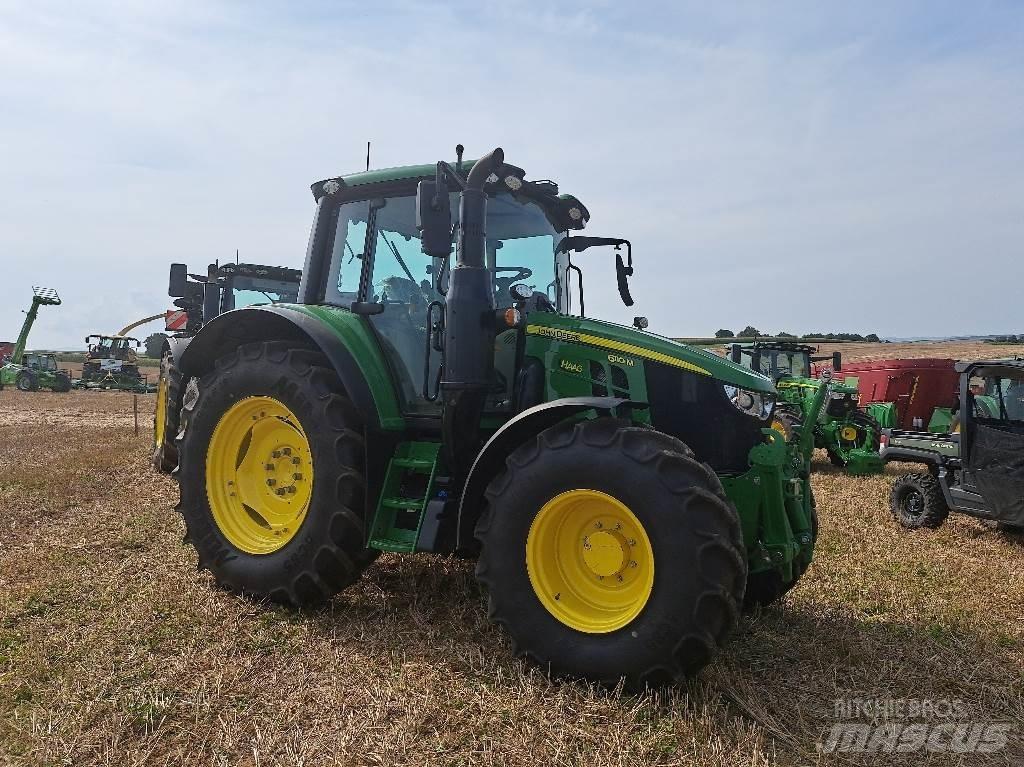 John Deere 6110M Traktorji