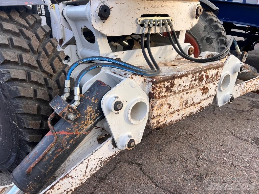 Bobcat T 40.170 Teleskopski viličarji
