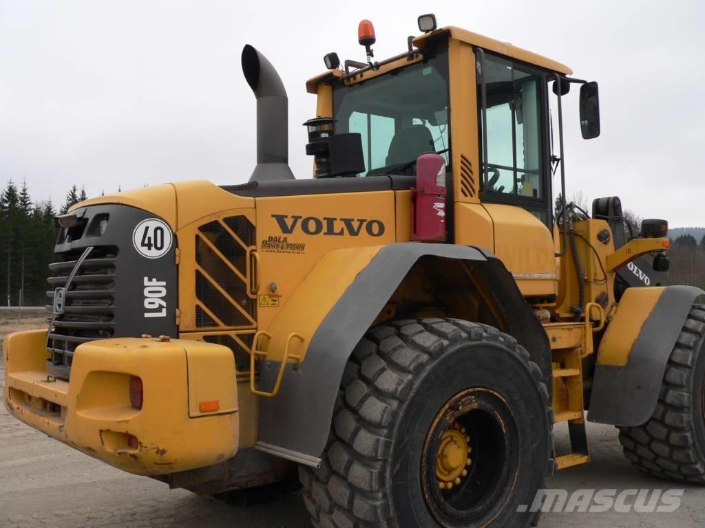 Volvo L 90 F Kolesni nakladalci