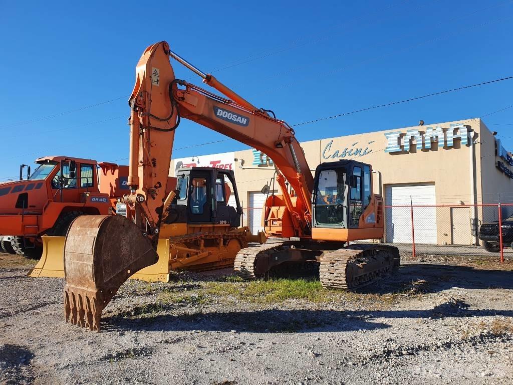 Doosan DX 235 LCR Bagri goseničarji
