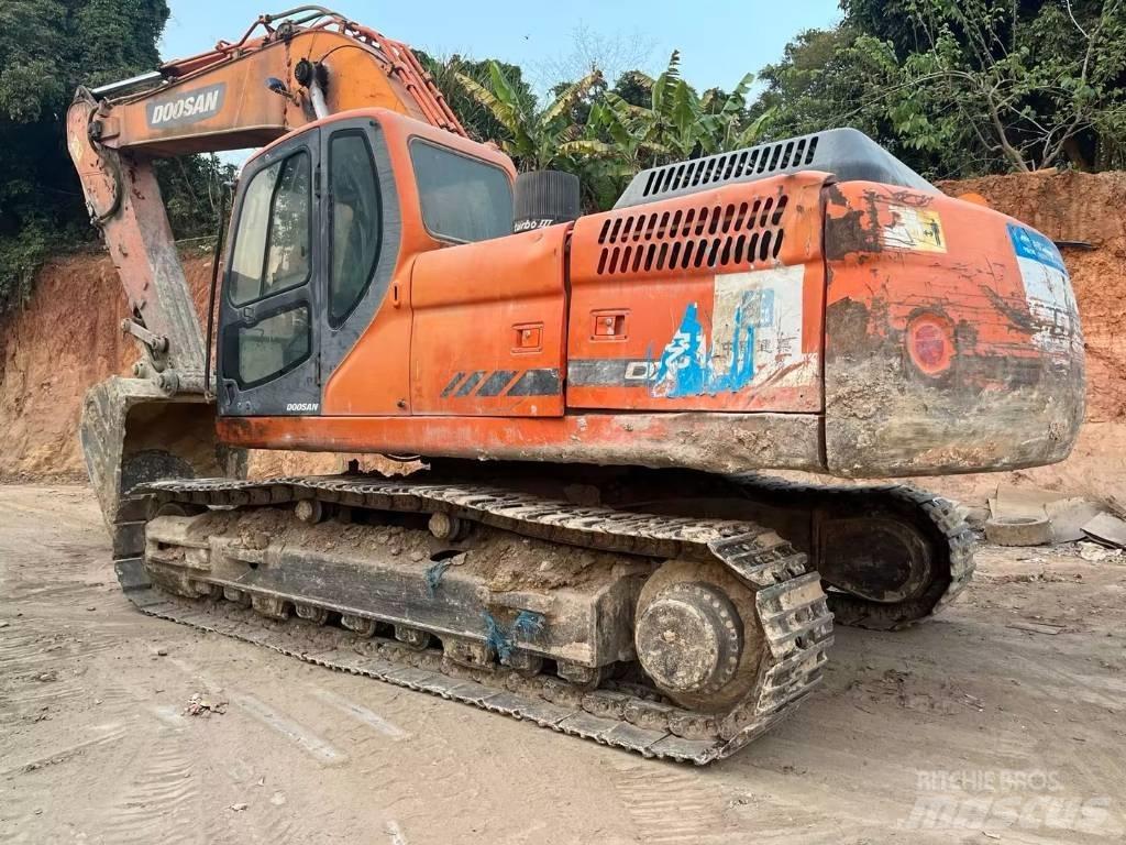 Doosan DX 300 LC Mini bagri <7t