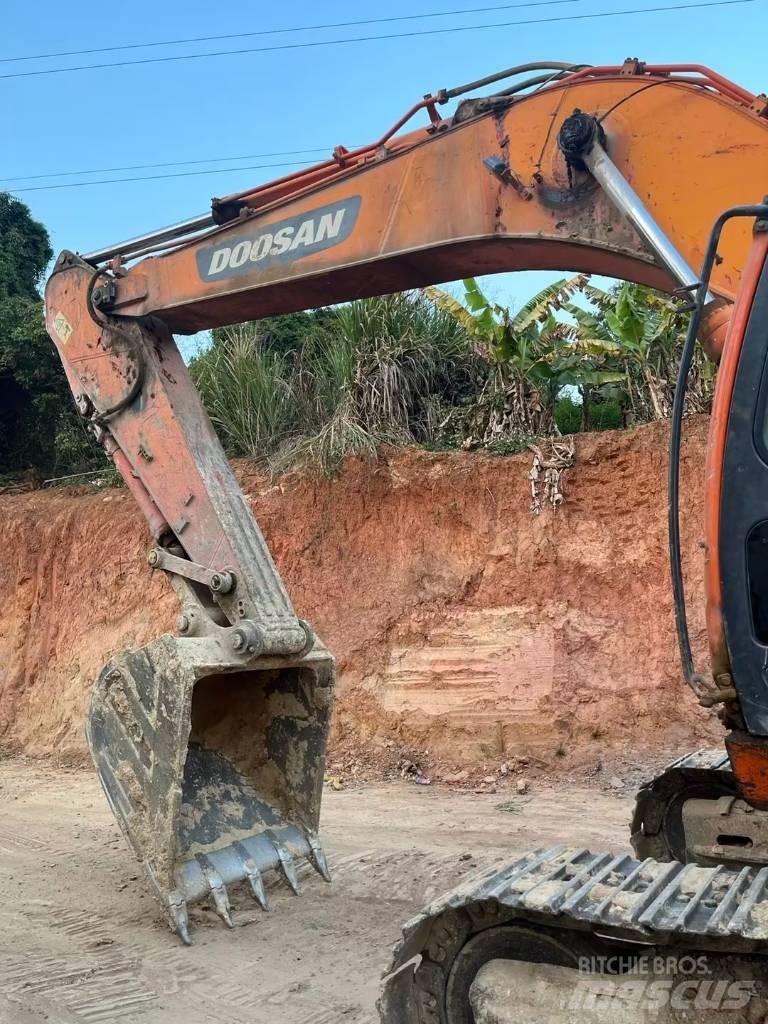 Doosan DX 300 LC Mini bagri <7t