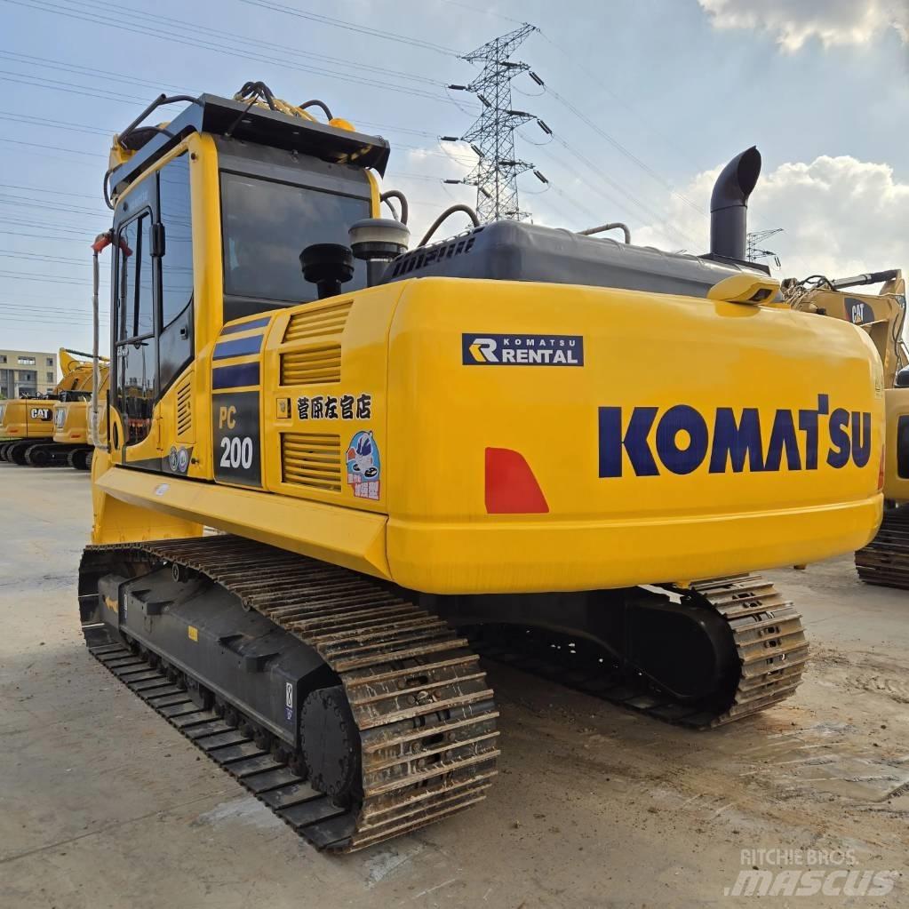 Komatsu PC 200-8 Bagri goseničarji