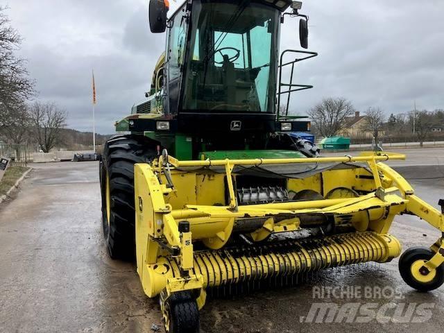John Deere 6950 Stroji za krmo na lastni pogon