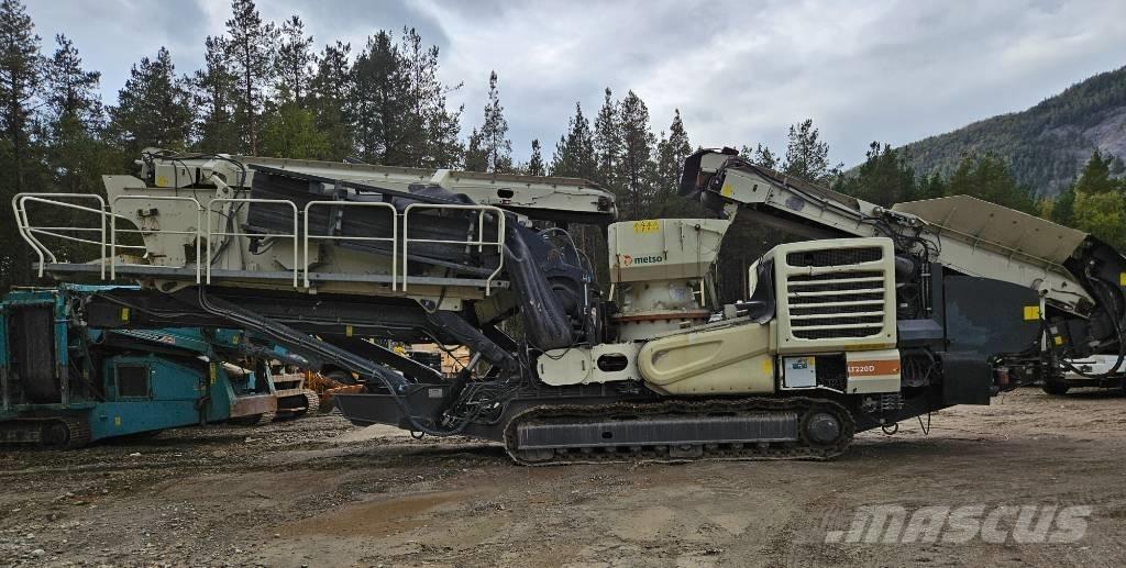 Metso LT 220 D Mobilni drobilniki