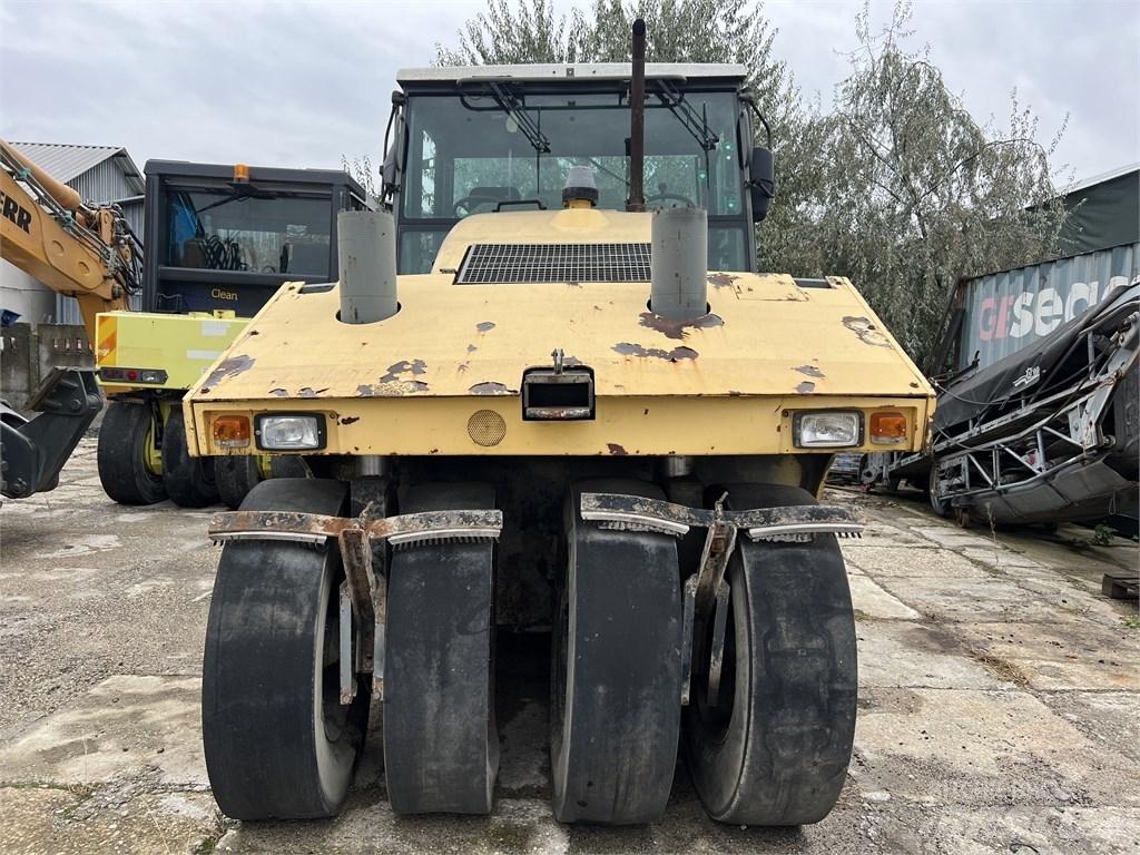 Stavostroj VP 2400 Kolesni valjarji s pnevmatikami