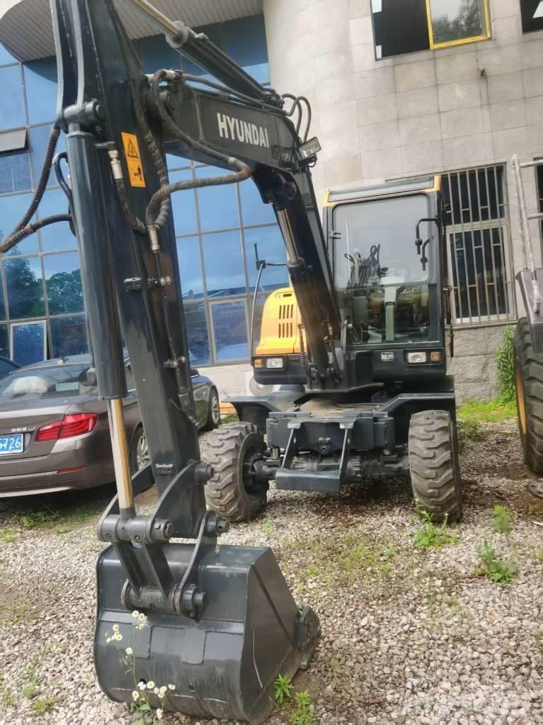 Hyundai R 60 W Bagri na kolesih