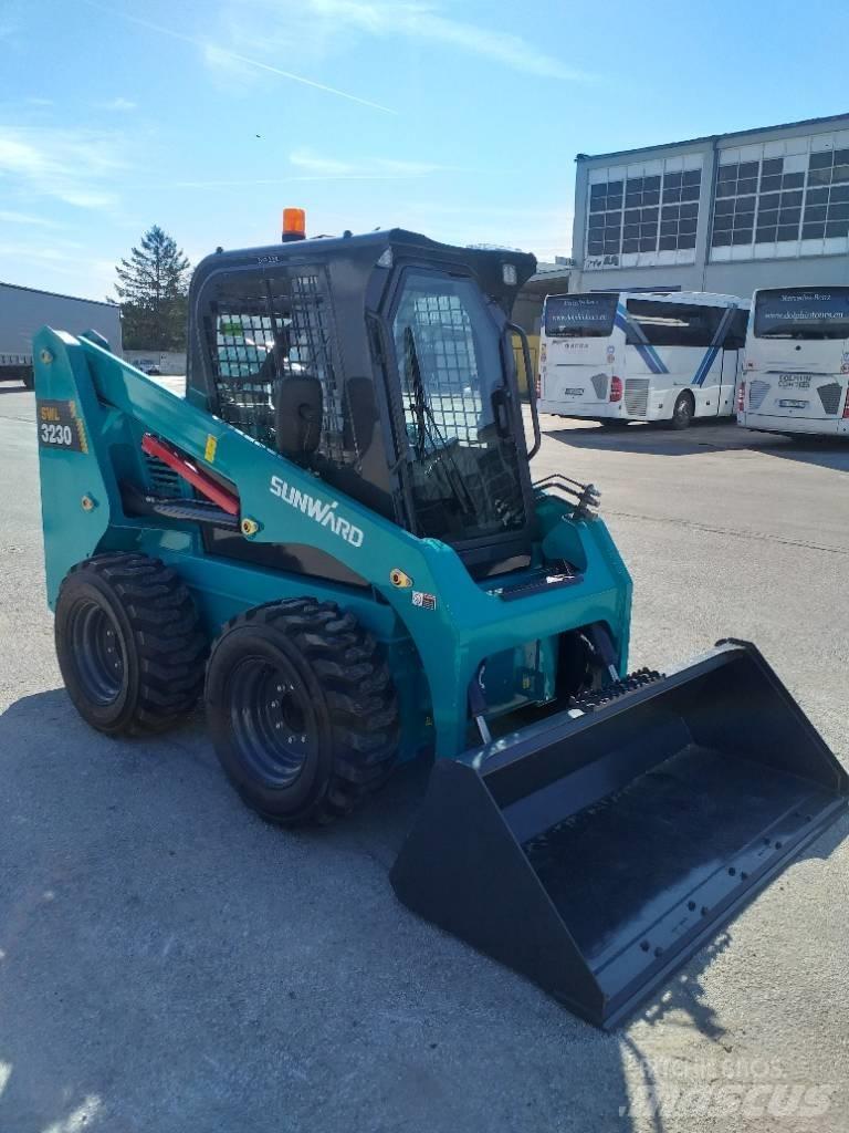 Sunward SWL3230 Skid steer mini nakladalci