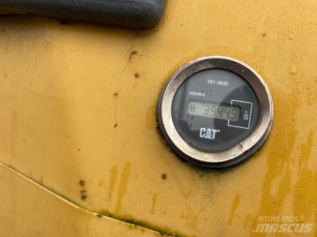 CAT D5G XL Buldožerji goseničarji