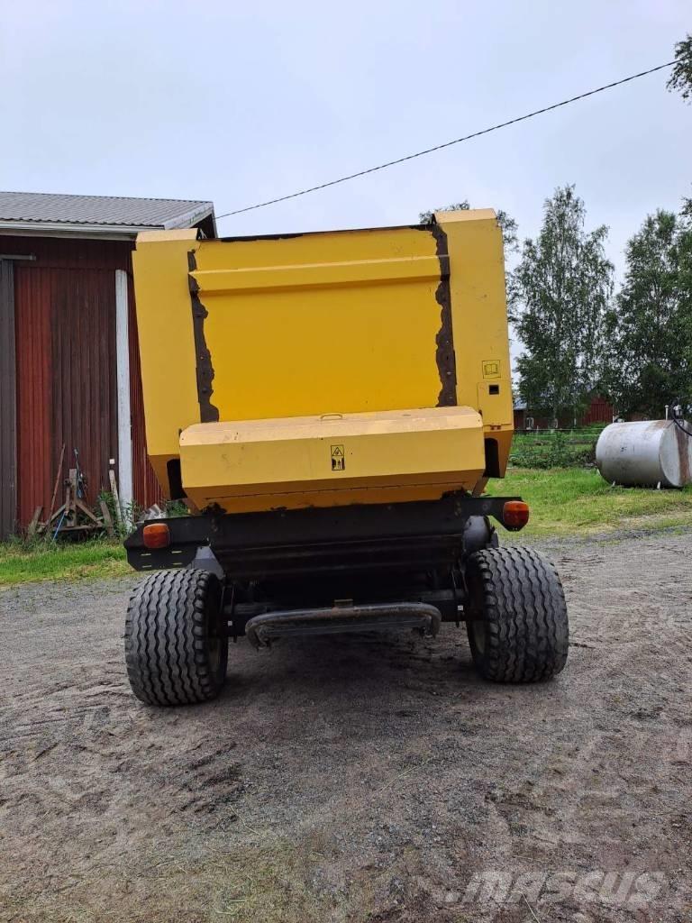 New Holland BR 7060 Balirke (okrogle bale)