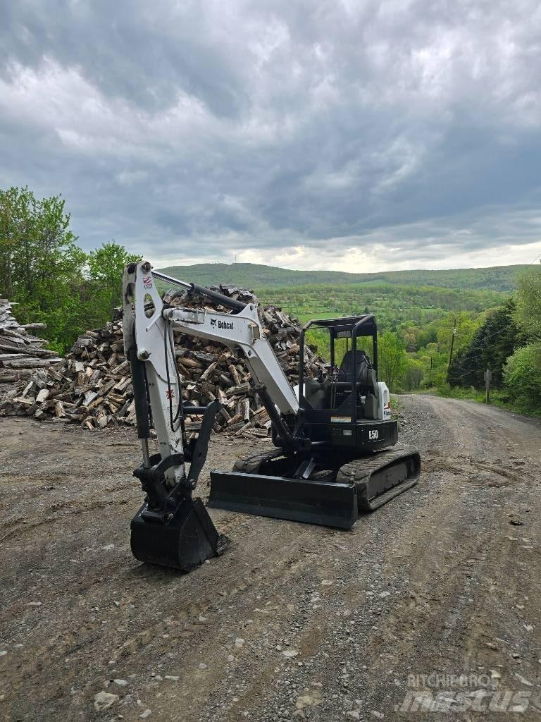 Bobcat E 50 Mini bagri <7t